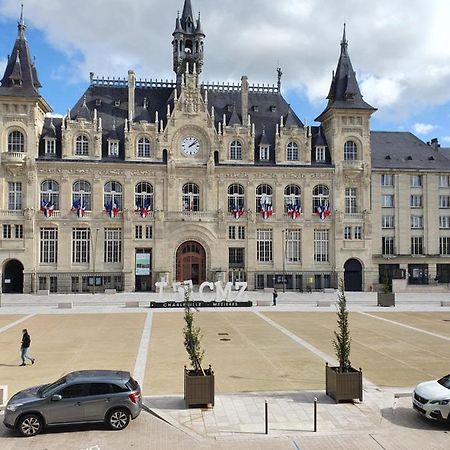 Studio De L'Hotel De Ville Charleville-Mézières 外观 照片
