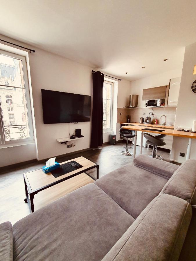Studio De L'Hotel De Ville Charleville-Mézières 外观 照片